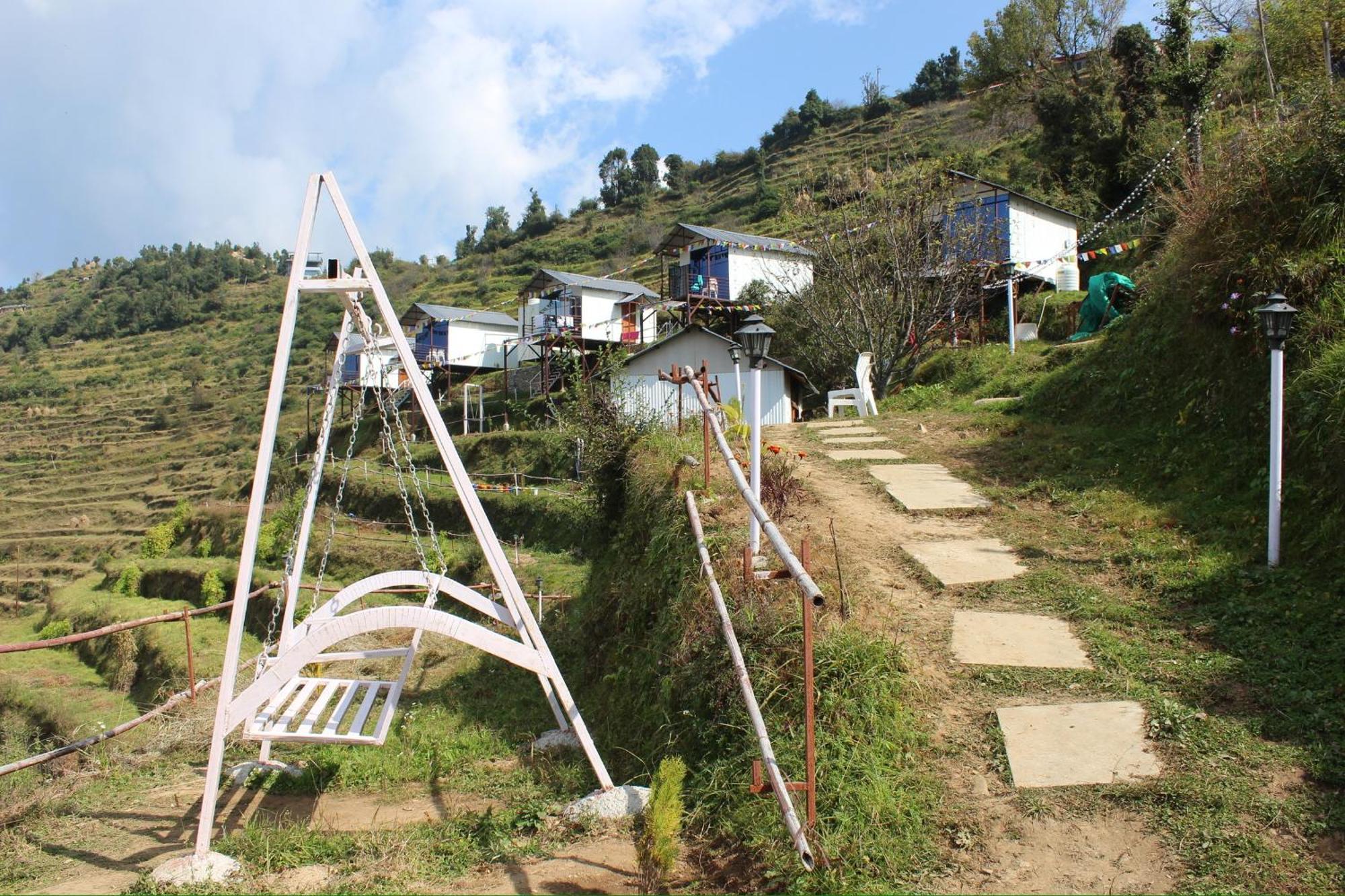 Nivriti Stays Kanatal Exterior photo