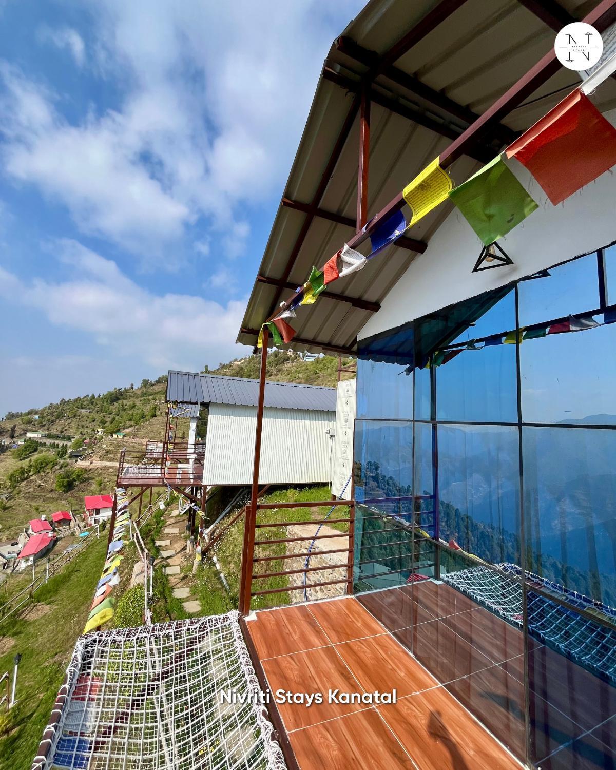 Nivriti Stays Kanatal Exterior photo