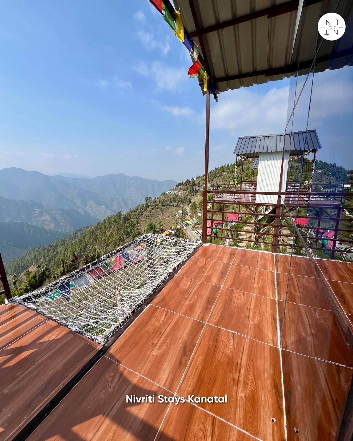 Nivriti Stays Kanatal Exterior photo